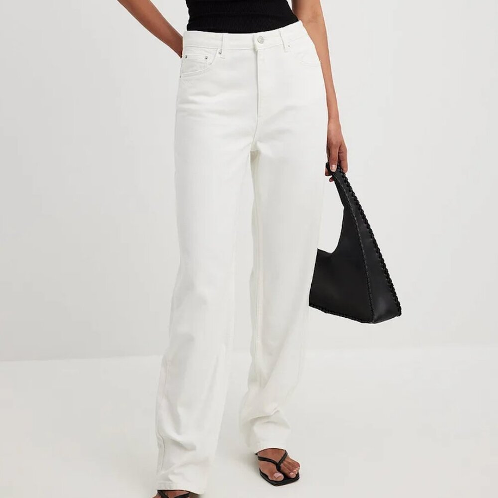 TAGS ON, UNWORN NA-KD Straight High Waist Jeans